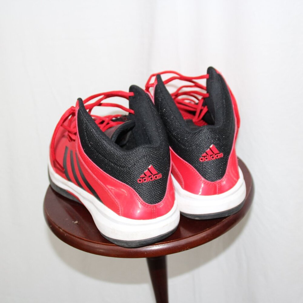 Adidas Isolation 2 Mid Top Basketball Red Black Sneakers D69482 Men's US Sz 12.5